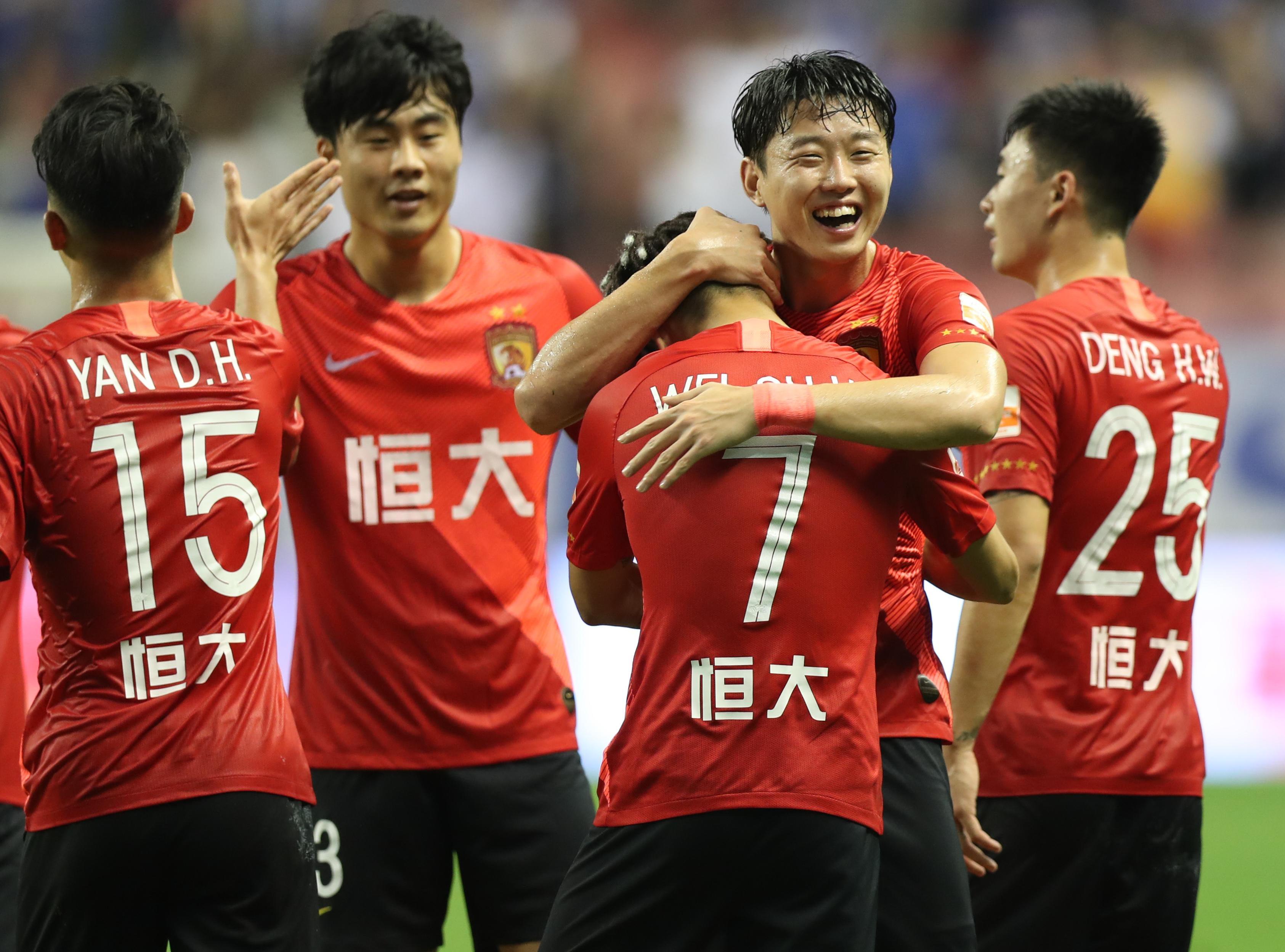 欧冠-麦肯尼、姆班古拉建功 尤文2-1埃因霍温 [欧冠尤文图斯]