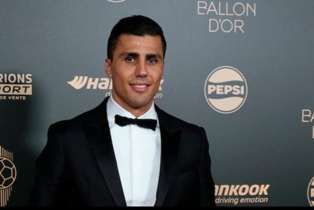 [德甲]布兰特主罚任意球 皮球直挂球门死角