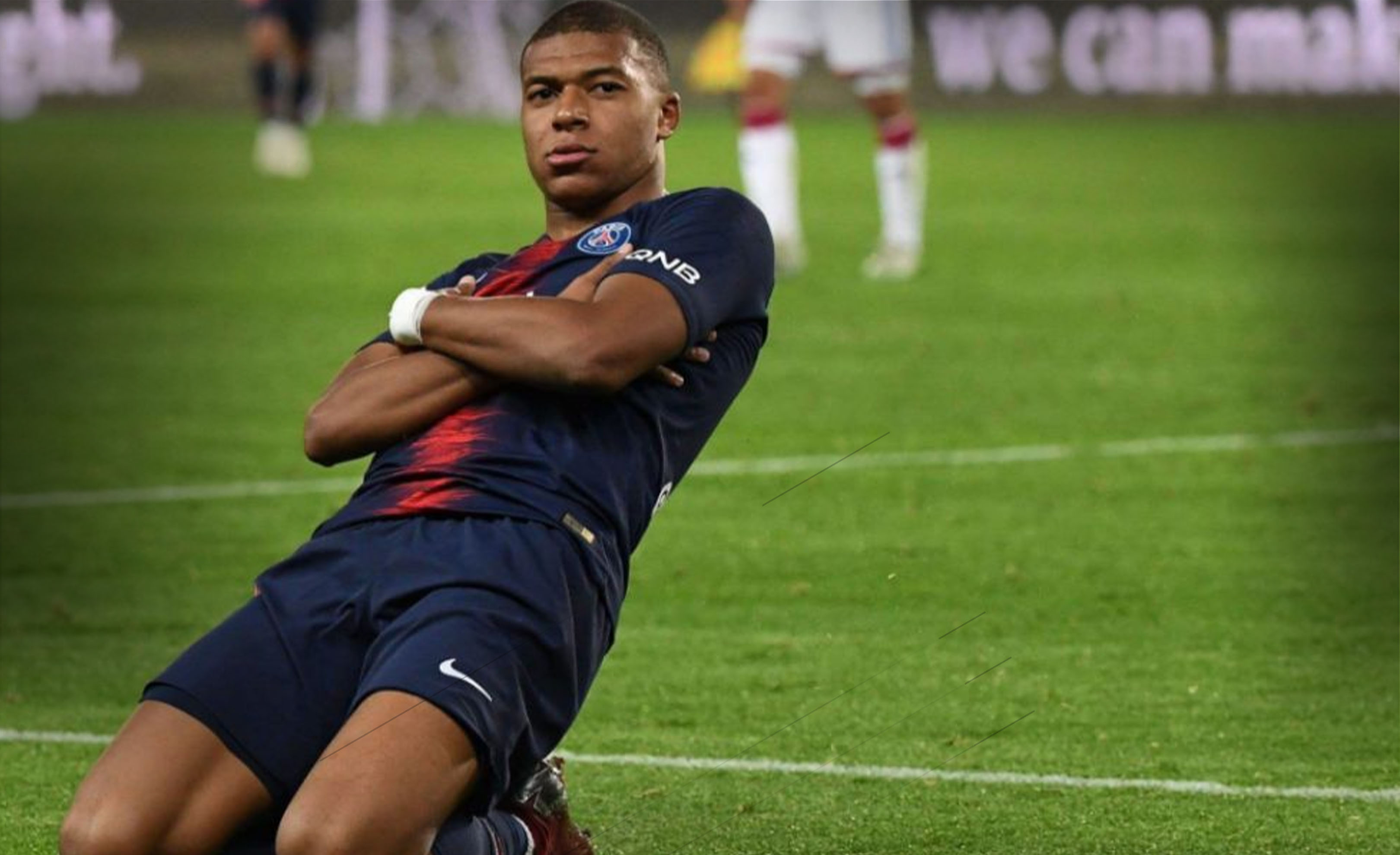 [NBA]詹姆斯军训祖巴茨 强投三分稳稳命中