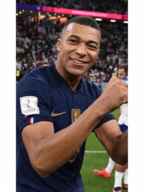 人心散了！20分惨败，45岁少帅发布会惜字如金，付政浩：帅位危矣