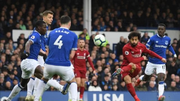 2500万超值？4万球迷骂声中，新援6次神扑拯救巴萨！弑旧主获MVP