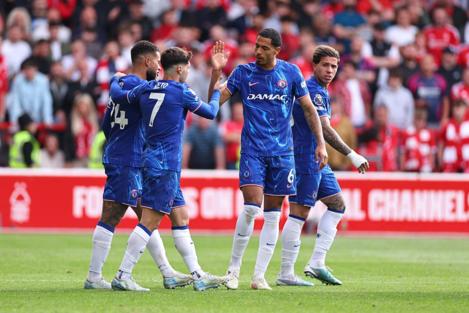 PeRo连续领跑积分榜，4AM已跌出前六，最后一日将上演五队争冠