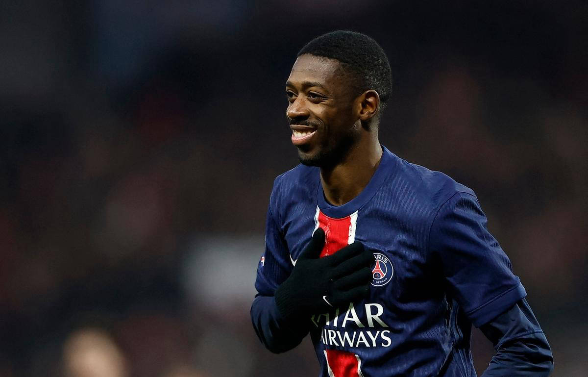 等疯了！《GTA6》跳票后玩家开始解读杰森衬衫污渍